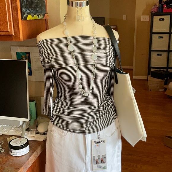 Hearts & Curls Cream/Black/Teal Tote Bag, NWT - Picture 2 of 14